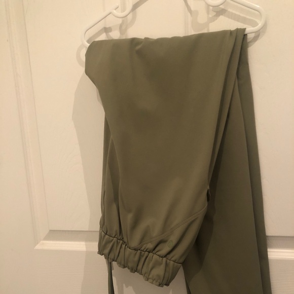 Lululemon Stretch High-Rise 7/8 Pants Bronze Green - Picture 2 of 3